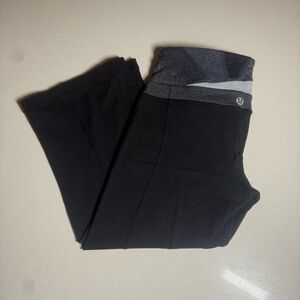 Lululemon Reversible Groove Crop Pants Size 4
Black Gray Wide Leg